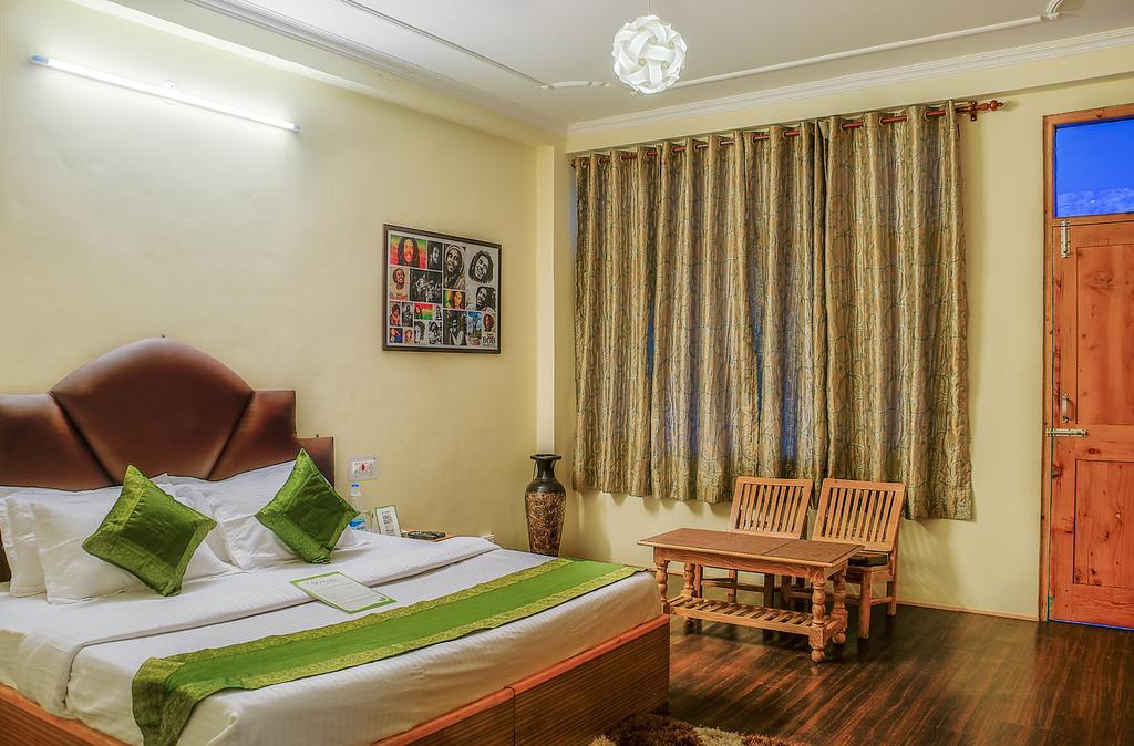 Treebo Trend Celebriti Manali Hotel Vashist ภายนอก รูปภาพ