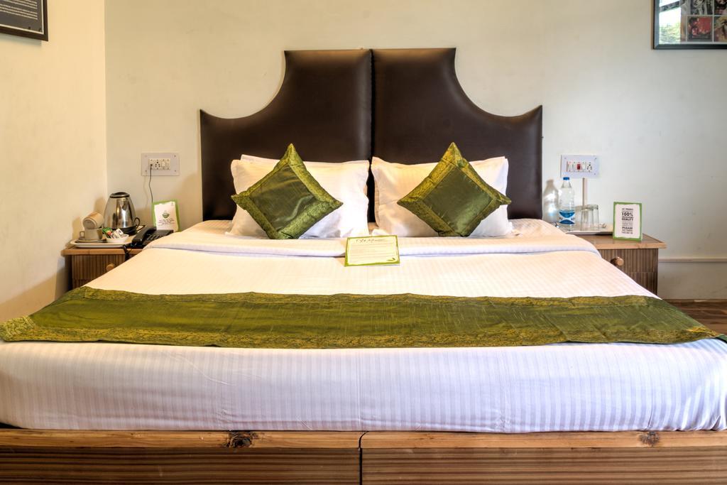 Treebo Trend Celebriti Manali Hotel Vashist ภายนอก รูปภาพ