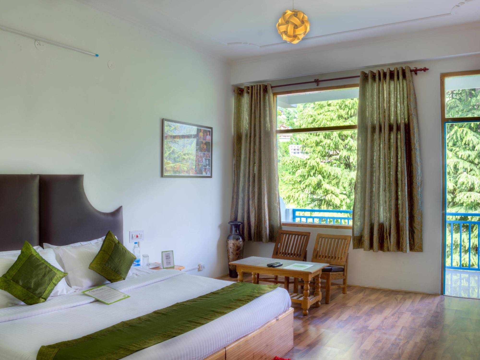 Treebo Trend Celebriti Manali Hotel Vashist ภายนอก รูปภาพ