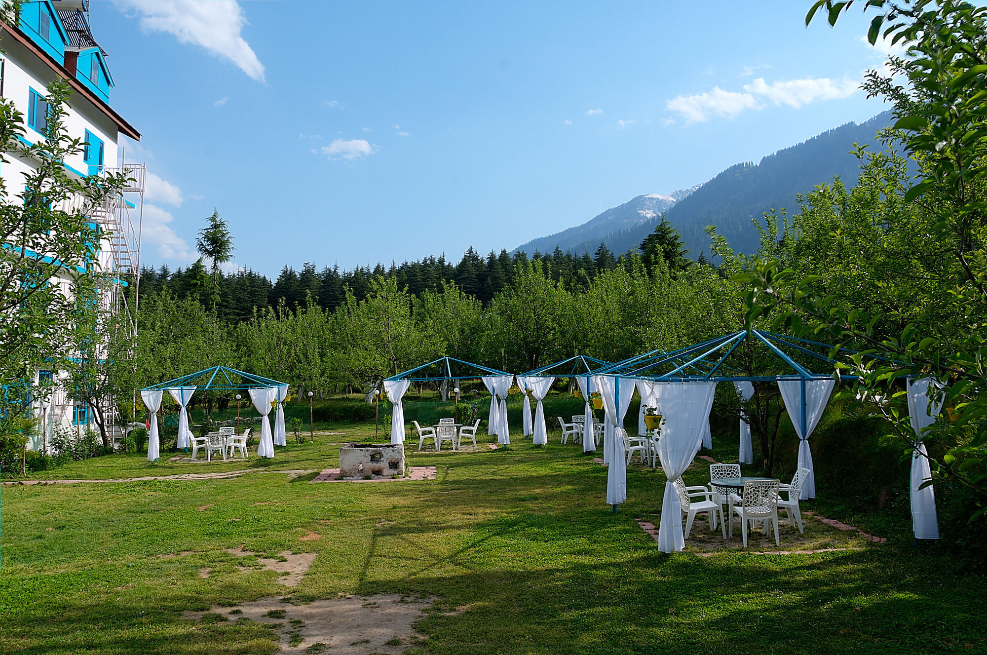 Treebo Trend Celebriti Manali Hotel Vashist ภายนอก รูปภาพ